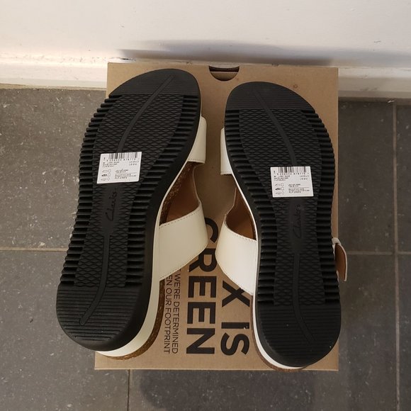 Clarks Lizby Ease Slide Sandals, fits like 8 - 8.5 - Picture 4 of 4